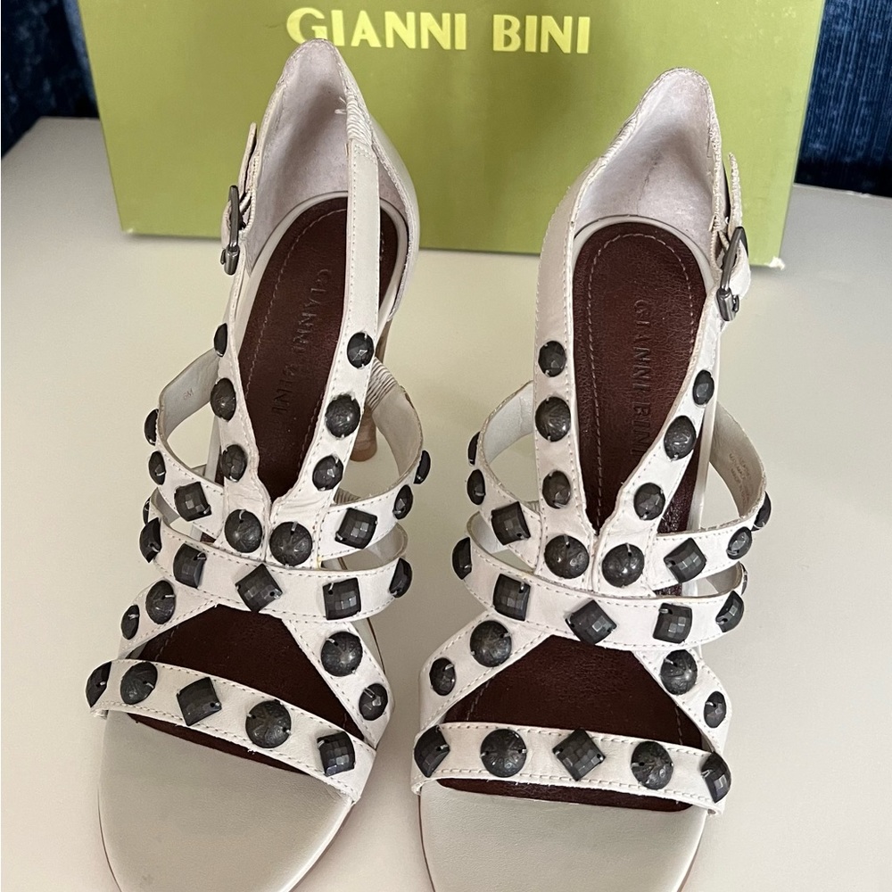 Gianni Bini studded, strappy, cream color, size 6M shoes